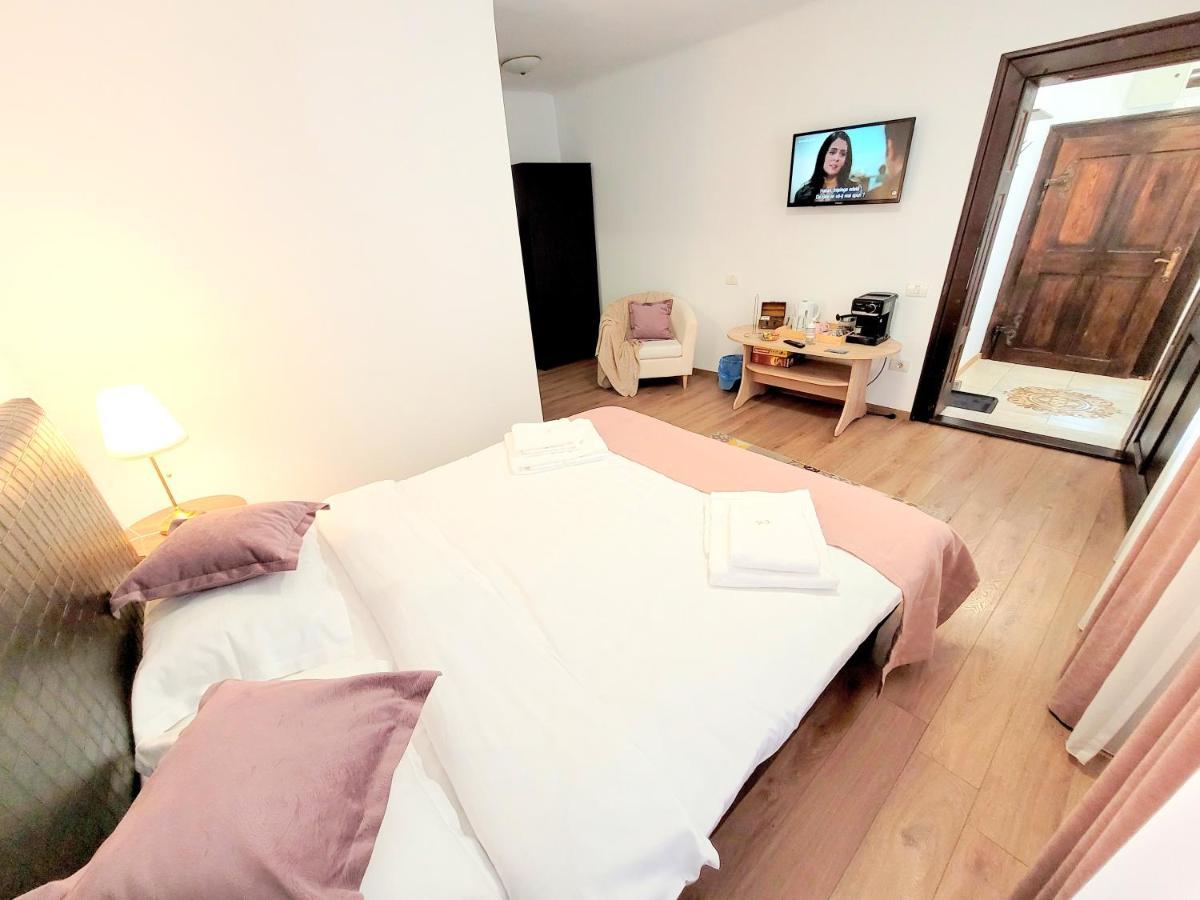 Casa Roth Lejlighed Braşov Eksteriør billede
